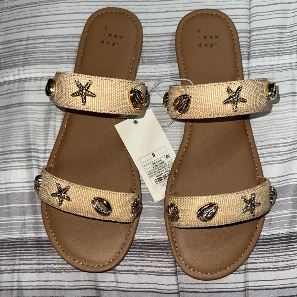 A New Day Beige Beach Shell Themed Embellished Sandals - Picture 1 of 2